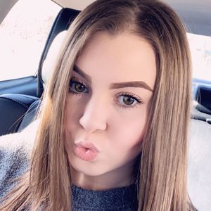 Meet your Posher, Kassie